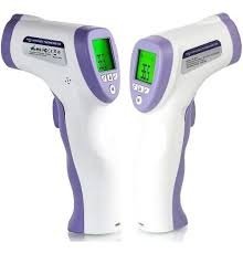 Termómetro infrarrojo pistola DT-8826 midiendo temperatura en superficies